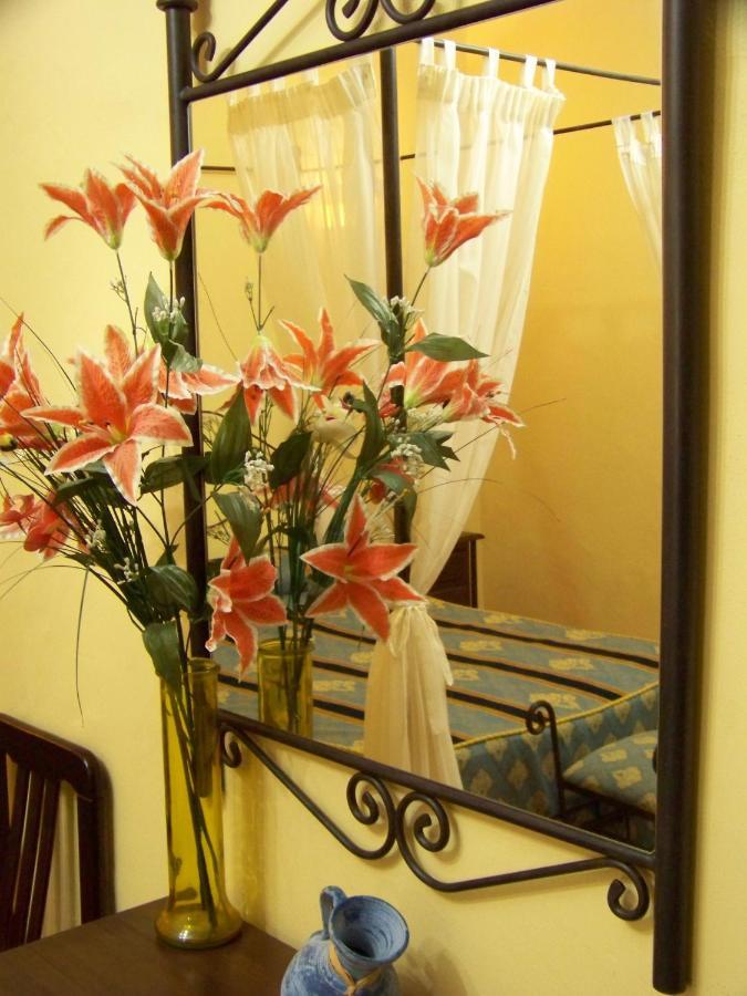Hostal El Lirio Bollullos Par del Condado Rum bild