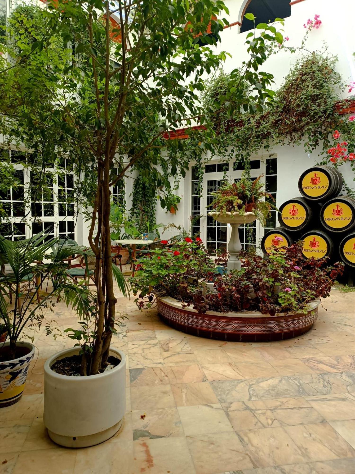Hostal El Lirio Bollullos Par del Condado Exteriör bild
